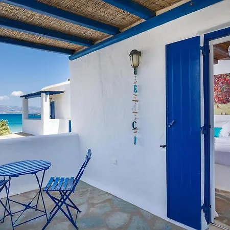 White Earth Paros * Molos (Paros)