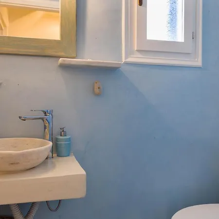 White Earth Paros Apartment