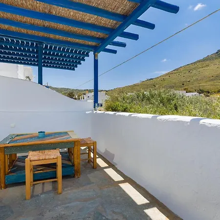 White Earth Paros Apartment